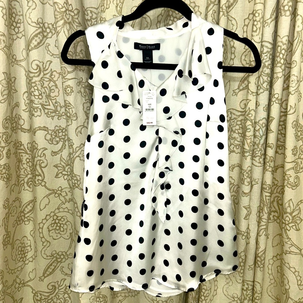NWT. WHBM Women’s XS polka dot blouse.